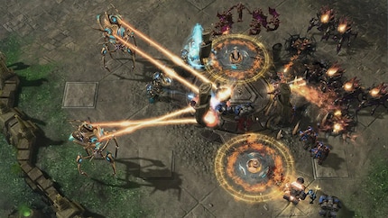 Starcraft 2 is a highly complex strategy game.