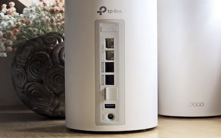 Les quatre ports réseau de 10 et 2,5 gigabits au total sont faits pour un débit de données décent.