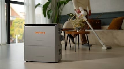 La HomePower 2000 Ultra vous permet de stocker l'électricité produite par des panneaux solaires. 