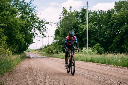 Le coureur de gravel Pete Stetina a joué un rôle important dans le développement de la RX910 S-PHYRE.
