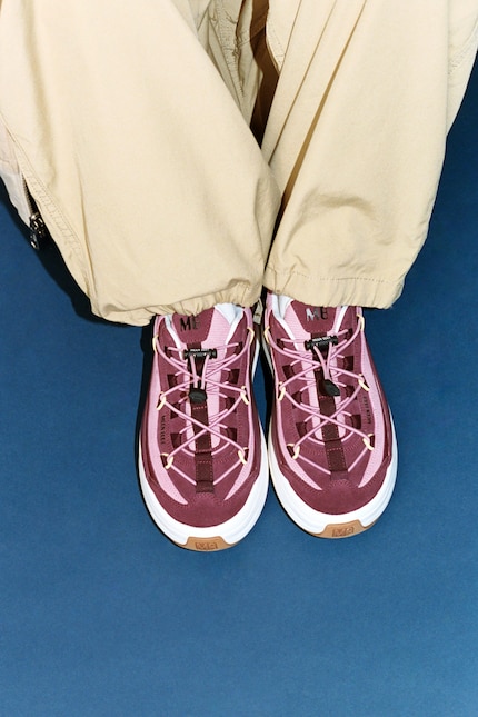 Elasticated instead of regular laces.
